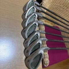ゴルフアイアンセット(Cobra) の画像