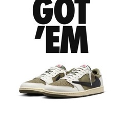 Travis Scott × Nike Air Jordan 1...