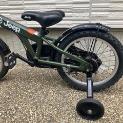 Jeep 16インチ 自転車 オリーブグリーン 補助輪付きの画像