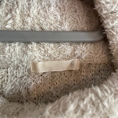 白ニットの画像