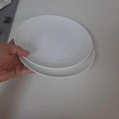 【無料】NITORI　お皿２枚の画像