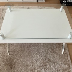 ディスプレイテーブルの画像