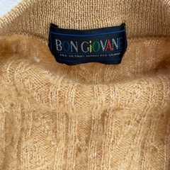 ボンジョバネBONGIOVANE ベージュ ニット ケーブル編み ベスト メンズの画像