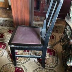 アンティークチェアの画像
