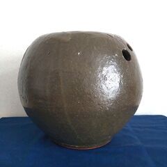 古い陶器の火鉢　その２の画像