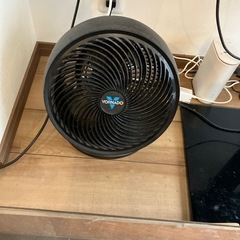 サーキュレーター(ボルネード製) 扇風機
