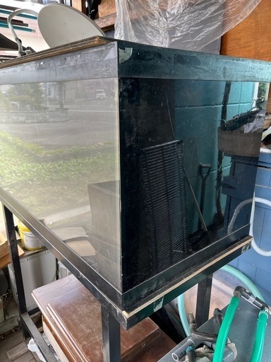 アクリル水槽、120x60x 60水槽、大型水槽、アジアアロワナ水槽
