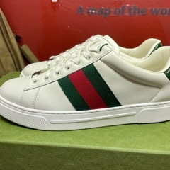 Gucci （VIRTUAL TRY-ON） 〔エース〕ウェブ ストライプ メンズ スニーカー ホワイト レザー の画像