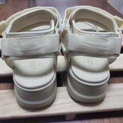 厚底スポーツサンダルの画像