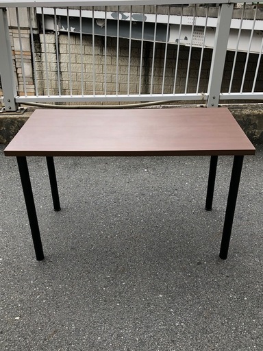 (ジM-143)家具 ニトリ テンバンプレフェ118 デスク テーブル¥2,200(税込み)