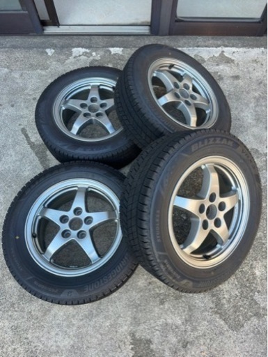 『美品』21年製 205/60R16 スタッドレスタイヤ　ブリヂストン　ブリザックVRX3
