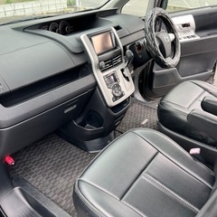 MCCS【信用回復】ローン取り扱ってます！　過去不問♪　ブラックOK♪ 　70後期ヴォクシー　ZS　SR・エアロ付き♪　　お問い合わせ大歓迎です♪！の画像