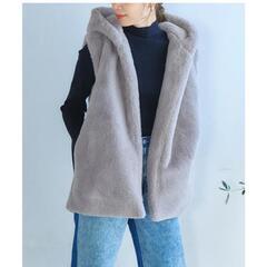 【値下げ中】ファーベスト　美品　レディース秋服に♪