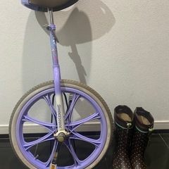 【譲渡者決定済み】ブリヂストン　一輪車、長靴セット！の画像