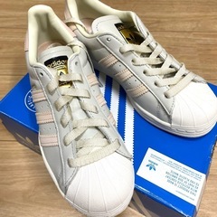 adidas スニーカー 新品