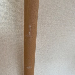 ダイニングテーブル椅子3脚付きの画像