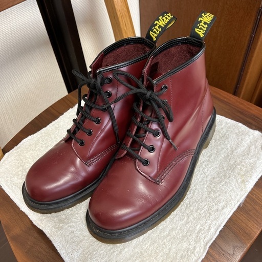 Dr.マーチン　6ホールブーツ　チェリー