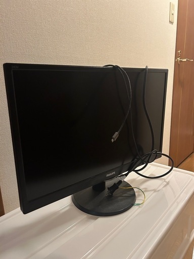 パソコン　モニター
