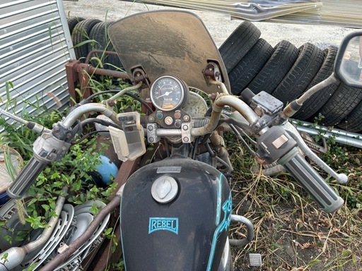 決まりました‼️ホンダレブル250 レストアベース(書類付き)今月いっぱいの出品です 商談中）ホンダ レブル250 現状渡し レストアベース (ちょびぃ