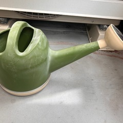 【中古　じょうろ差し上げます】