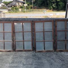 昭和のガラス窓
