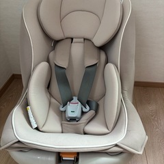 チャイルドシート　コッコロ