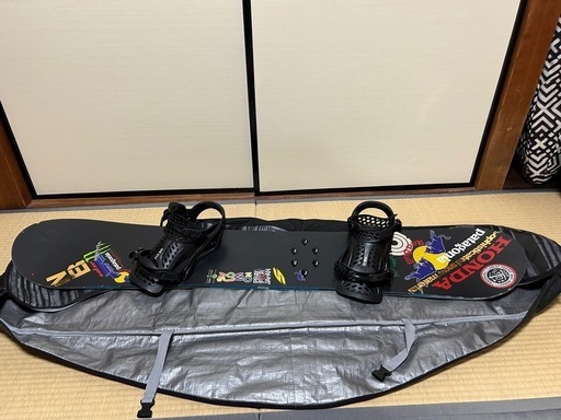 スノボーの板とブーツセット