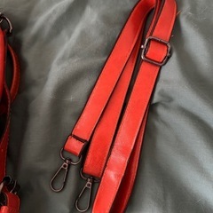 【引渡決まりました】A4サイズOK 　合成皮革朱色3wayかばん の画像