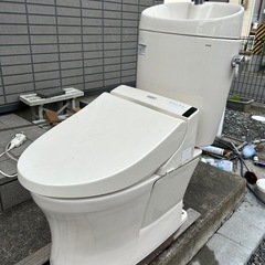 TOTOウォッシュレット便器　2018年製
