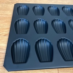マドレーヌ型　15P 未使用の画像