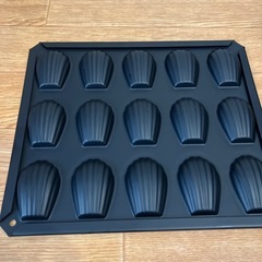 マドレーヌ型　15P 未使用の画像
