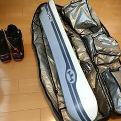 スノーボード、カバー、シューズ3点セットの画像