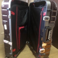 キャリーバッグの画像