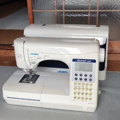 【ジャンク】JUKI   ミシン　エクシード F300