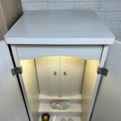 美品/スタイリッシュ仏壇(ホワイトアッシュ)の画像