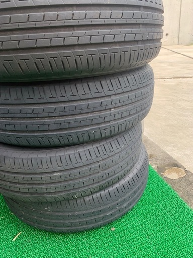 bridgestoneのノーマルタイヤです