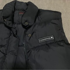 レディース コンバース ダウンベスト Ｍサイズの画像