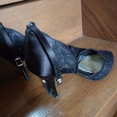 🎀パンプス22.5㌢の画像