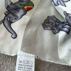 【韓国製】　可愛いゾウのスカーフの画像