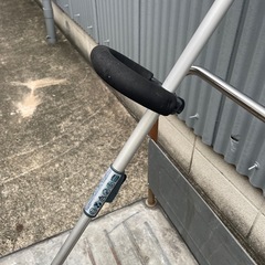 刈払機 草刈機 メーカー不明 難あり 中古品 付属品なし 農機具 電動工具 刃付 の画像