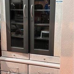 食器棚　10/7まで