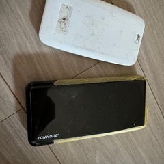 携帯充電器の画像