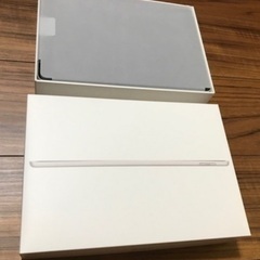 Apple iPad 第9世代 A13 キーボード　カバー付