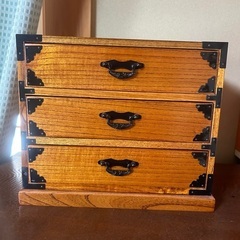 【譲ります】和風　小物入れ　棚の画像