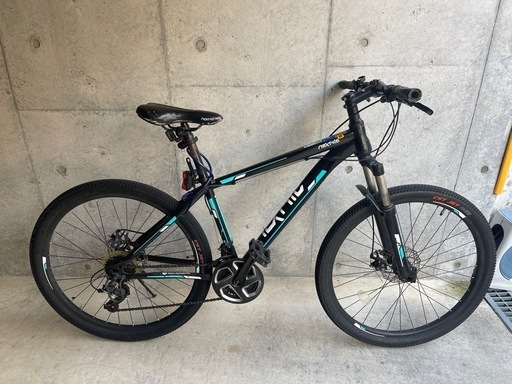 ネクスタイル　オフロードバイク　26インチ　ディスクブレーキ　21段変速　フロントサスペンション