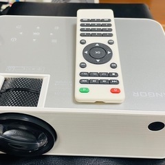ホームシアター用のプロジェクター