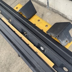 TOYOTA ラブフォー アドベンチャー 50系　純正ロッカーモール サイドモール　の画像