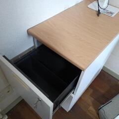 キャビン 天板 テーブル付きの画像