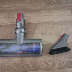 付属品完品 未使用品多数 Dyson ダイソン v11 absolute サイクロン式掃除機 充電ドックスタンド付き