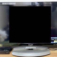 SHARP AQUOS   液晶テレビ　32型　シャープ
